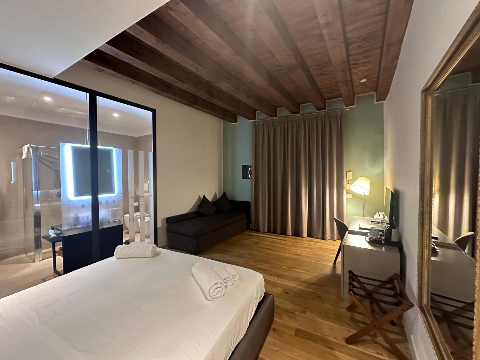Maison d'hôtes Palazzo Santamarina Luxury Suite&spa Palerme